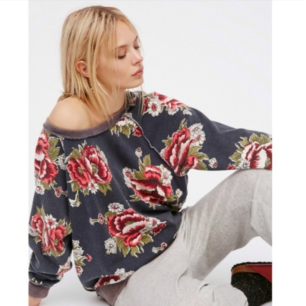 Free People Go On Get Floral Sweatshirt Size L Slouchy Oversized Pullover BOHO
